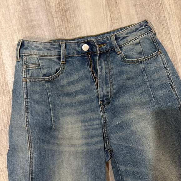 MIOU MUSE BARREL LEG JEANS - Picture 4 of 10